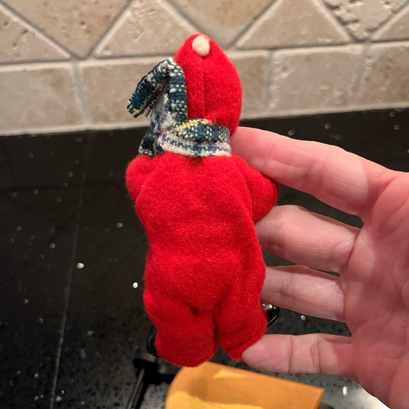 Vintage Buyers choice Caroler, boy on sled. - Picture 4 of 6